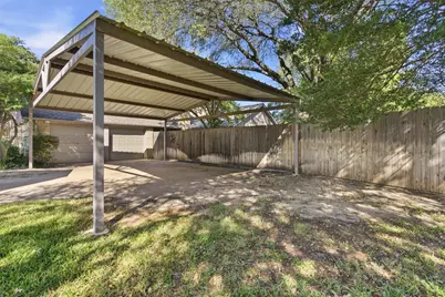 1709 Oakridge Drive, Pantego, TX 76013 - Photo 9