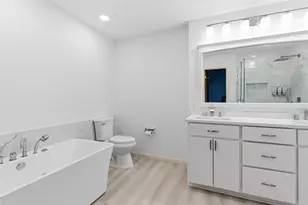 1709 Oakridge Dr, Pantego, TX 76013 - Photo 25