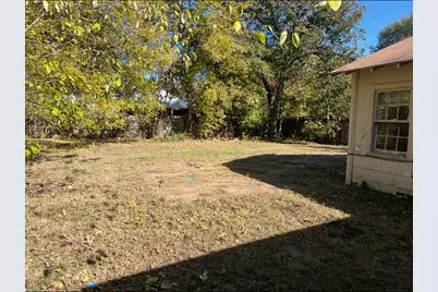 1070 15th Street SE, Paris, TX 75460 - Photo 9