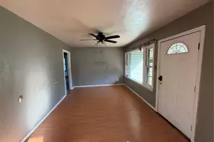 318 N Dale Ave, Stephenville, TX 76401 - Photo 3