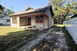 1444 W 6th Ave, Corsicana, TX 75110 - Photo 3