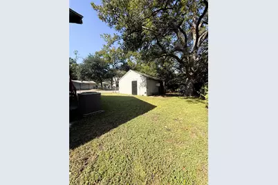 1444 W 6th Avenue, Corsicana, TX 75110 - Photo 7