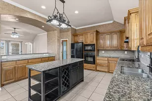 6009 Feather Wind Way, Fort Worth, TX 76135 - Photo 17