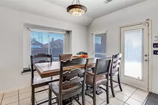 1408 Pierron Dr, Arlington, TX 76002 - Photo 7