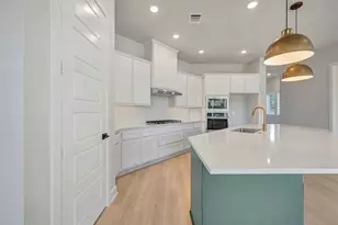 5849 Water Brg Ln, Fort Worth, TX 76109 - Photo 17