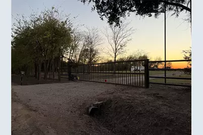 564 County Road 3201, Campbell, TX 75422 - Photo 1