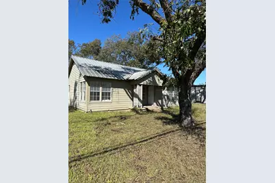 701 E Jefferson Avenue, Whitney, TX 76692 - Photo 1