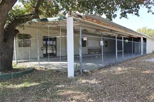 1530 E Reno Rd, Reno, TX 75038 - Photo 1