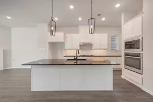 5825 Water Brg Ln, Fort Worth, TX 76109 - Photo 17