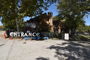 1001 Roky Ct, Fort Worth, TX 76114 - Photo 19