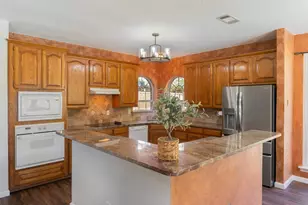 1923 Little Fawn Ct, Lewisville, TX 75067 - Photo 11