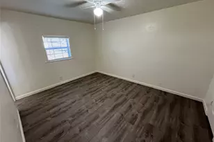 10135 Kittyhawk Ln, Dallas, TX 75217 - Photo 7