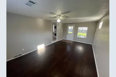 3248 S Llewellyn Avenue, Dallas, TX 75224 - Photo 5