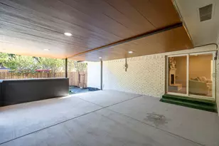 5118 Breakwood Dr, Dallas, TX 75227 - Photo 35