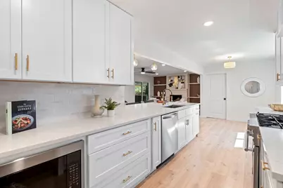 5118 Breakwood Drive, Dallas, TX 75227 - Photo 19