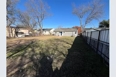 6410 Lovett Avenue, Dallas, TX 75227 - Photo 21