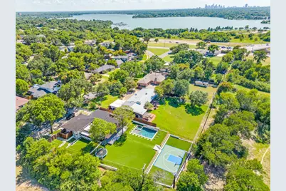 9755 Van Dyke Road, Dallas, TX 75218 - Photo 3