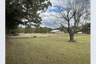 1072 Wagonseller Road, Bowie, TX 76230 - Photo 9