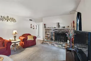 6318 Green Valley Dr, Garland, TX 75043 - Photo 3