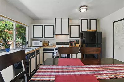 6318 Green Valley Drive, Garland, TX 75043 - Photo 23