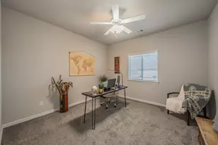 1201 Summerset Ln, Burleson, TX 76028 - Photo 17