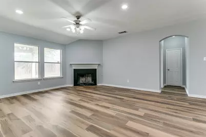 815 Creekside Drive, Little Elm, TX 75068 - Photo 9