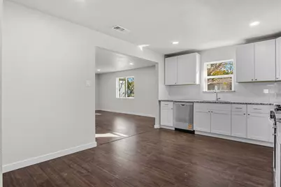 1318 W Water Street, Weatherford, TX 76086 - Photo 17