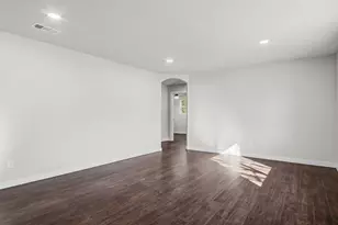 1318 W Water St, Weatherford, TX 76086 - Photo 13