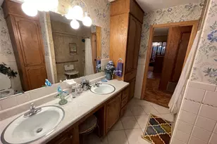 712 S Dixie St, Eastland, TX 76448 - Photo 9