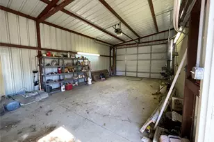 712 S Dixie St, Eastland, TX 76448 - Photo 33