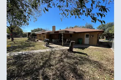 712 S Dixie Street, Eastland, TX 76448 - Photo 39