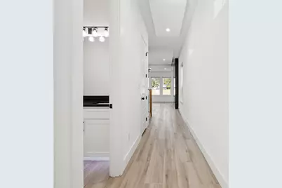 1035 Strickland Street, Dallas, TX 75211 - Photo 11