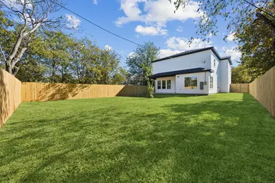 1035 Strickland Street, Dallas, TX 75211 - Photo 27