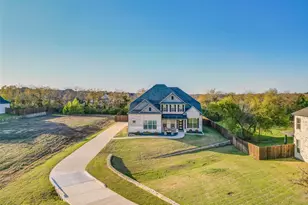 311 Suncrest Wy, Sunnyvale, TX 75182 - Photo 1