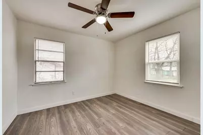 3864 Castle Hills Drive, Dallas, TX 75241 - Photo 11