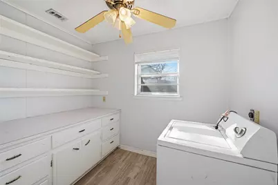 406 N College Street, Howe, TX 75459 - Photo 11