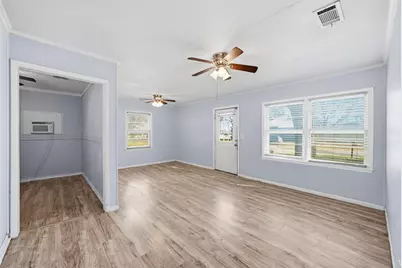 406 N College Street, Howe, TX 75459 - Photo 3