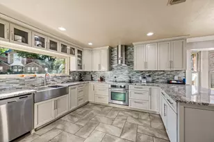 2209 Laurel Ct, Bedford, TX 76021 - Photo 7