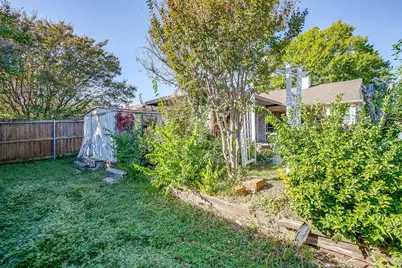 2428 Chestnut Way, Bedford, TX 76022 - Photo 39