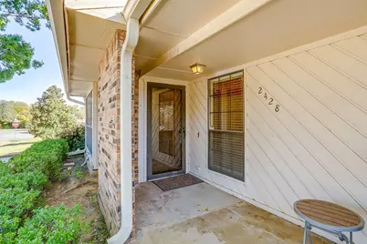 2428 Chestnut Way, Bedford, TX 76022 - Photo 5