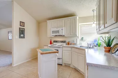 2428 Chestnut Way, Bedford, TX 76022 - Photo 15