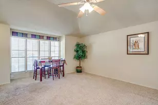 2428 Chestnut Way, Bedford, TX 76022 - Photo 11