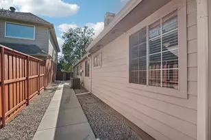 401 Dakota Trail, Irving, TX 75063 - Photo 31