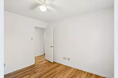 401 Dakota Trail, Irving, TX 75063 - Photo 21