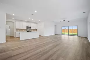 706 Edgehurst Dr, Princeton, TX 75071 - Photo 9