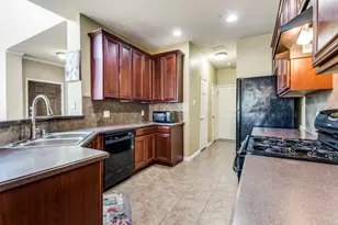 8730 Manhattan Ave, Plano, TX 75024 - Photo 5