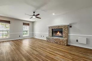 20240 Willow Glade Cir, Pilot Point, TX 76258 - Photo 5