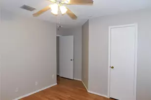 1404 Wenatchee Dr, Krum, TX 76249 - Photo 7