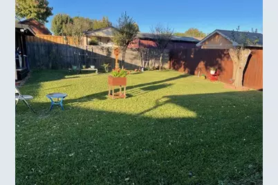 2321 Idlewood Drive, Arlington, TX 76014 - Photo 11