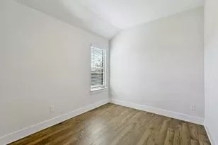 309 Horseshoe Bnd, Valley View, TX 76272 - Photo 15